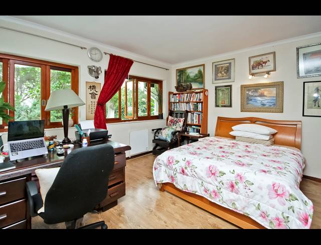 5 BEDROOM HOUSE FOR SALE IN RIVONIA